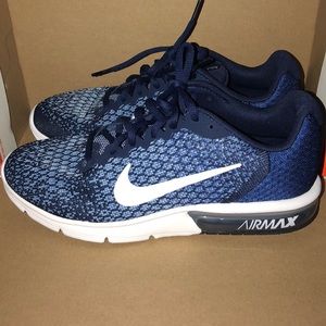 Nike Air Max Sequent 2
